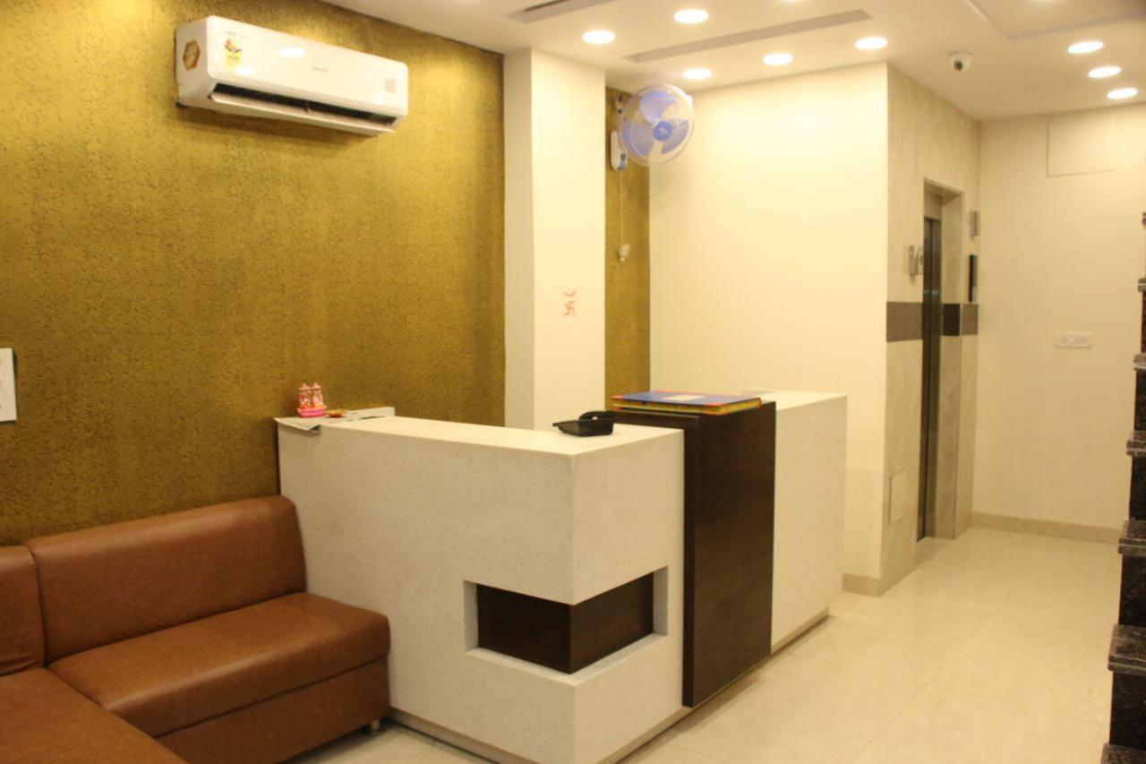 Hotel Snow White Inn New Delhi Exterior photo